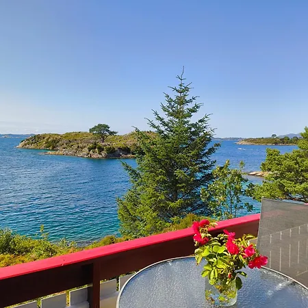 Retreat Oklandsnes Lii